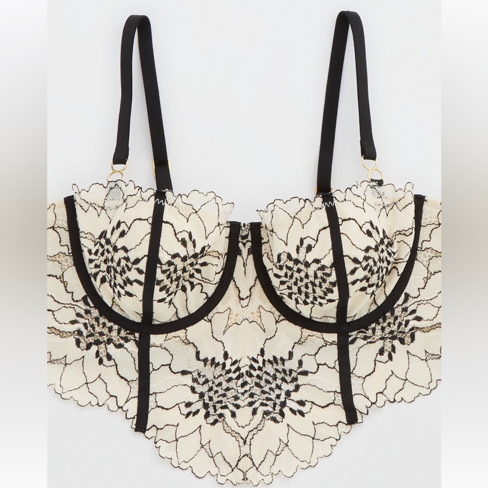 Aerie midnight lace bra and panty set